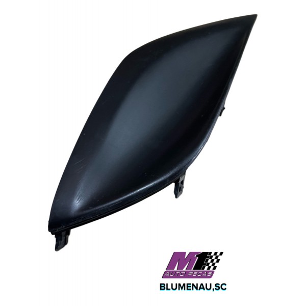 Moldura Farol De Milha Esquerdo Nissan Versa 2014 A 2020